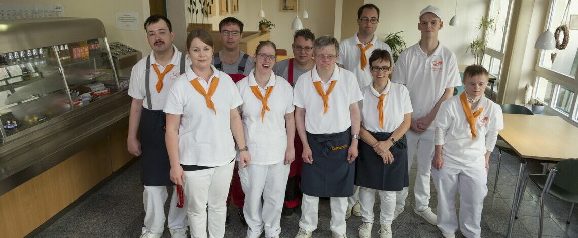 Das Team der Cafeteria im Landgericht Cottbus.