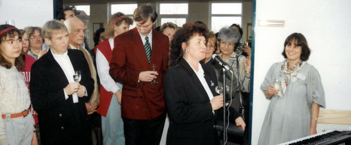 Einweihung der Werkstatt Peitz im November 1994 mit Ministerin Regine Hildebrandt.