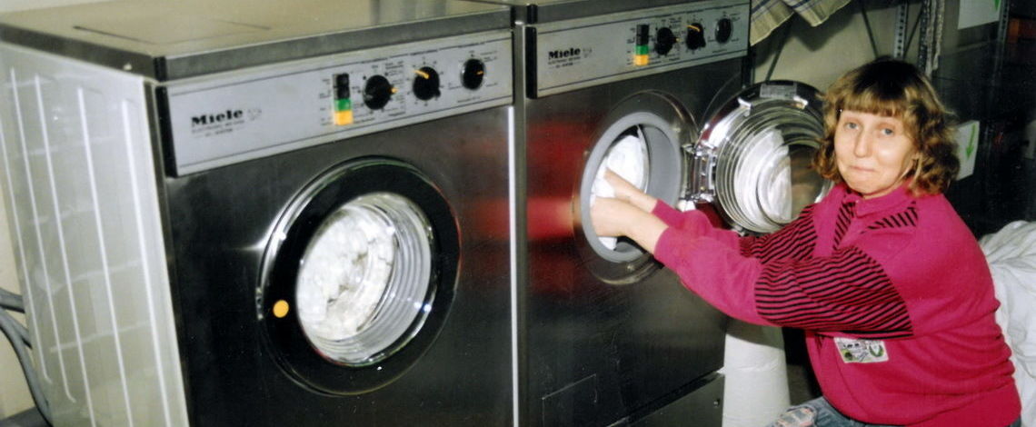 Wäschewaschen, 1992 in der Ewald-Haase-Straße.